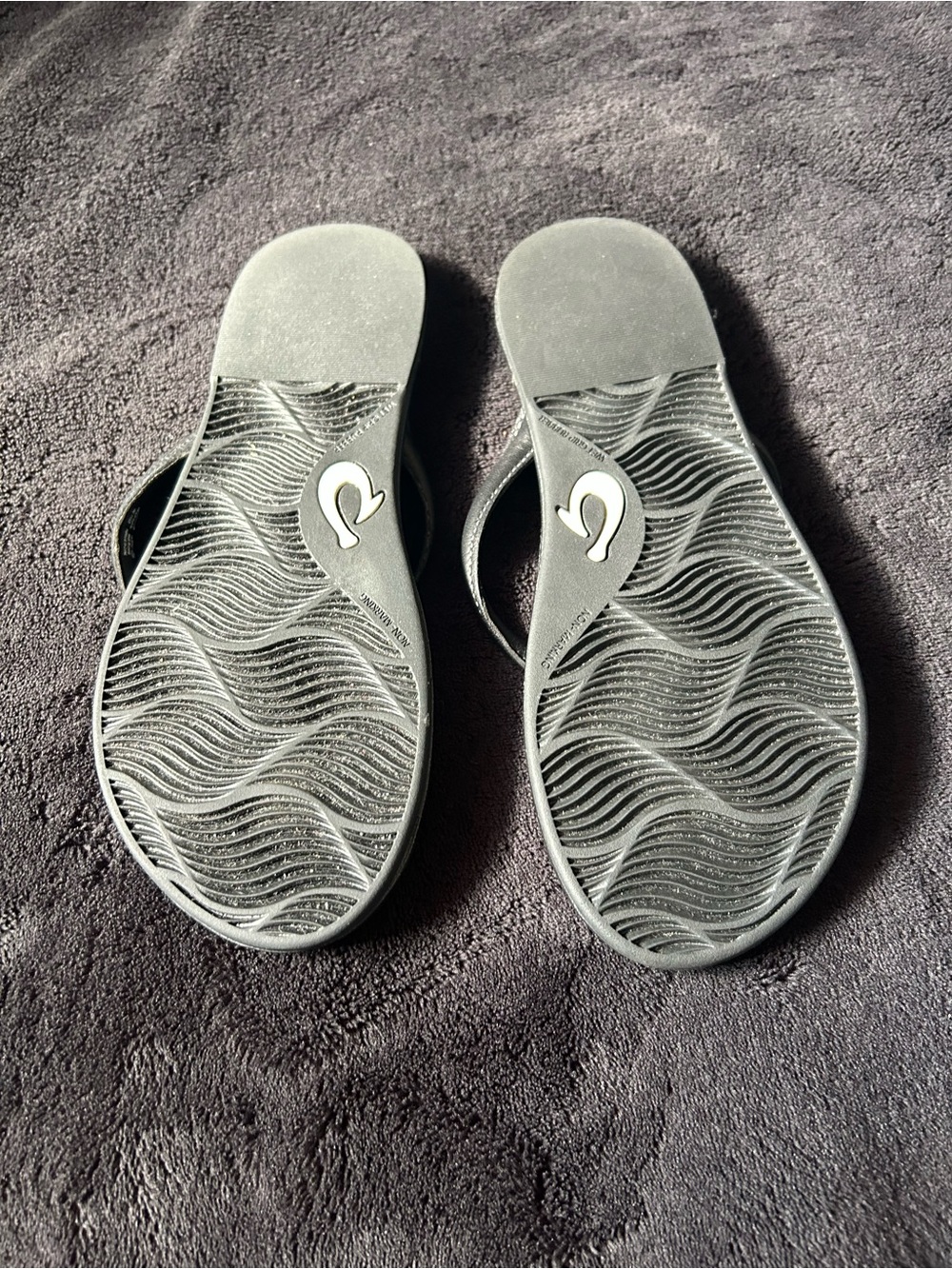 Olukai - Picture 3 of 3